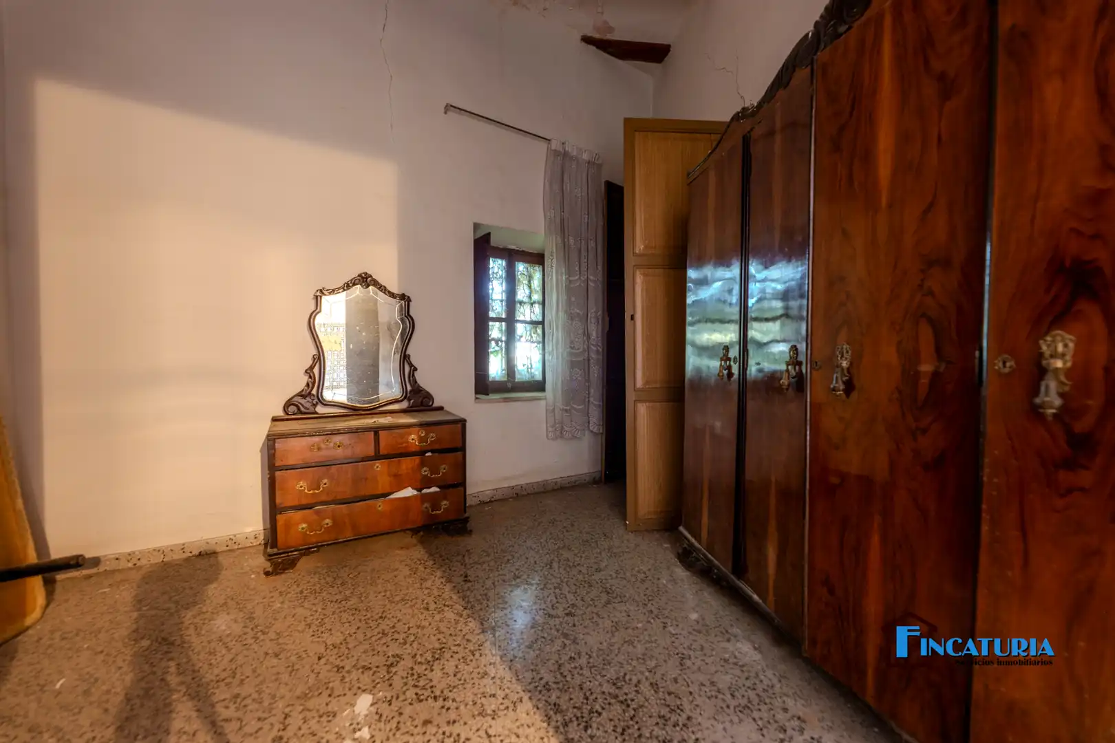 Dormitori de Casa o xalet en venda en Riba-roja de Túria amb Jardí privat