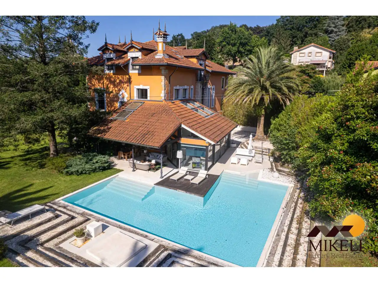 Jardí de Casa o xalet en venda en Medio Cudeyo amb Aire condicionat, Calefacció i Jardí privat