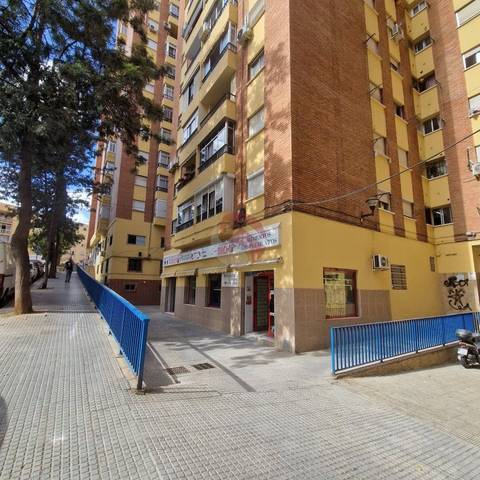 Local comercial en Venta en PLAZA BARCA en Parque Victoria Eugenia