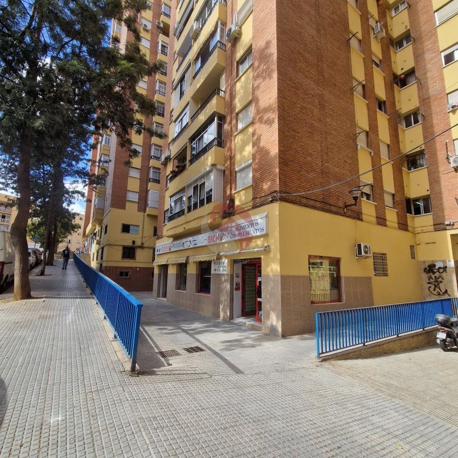 Vista exterior de Local en venta en Málaga Capital