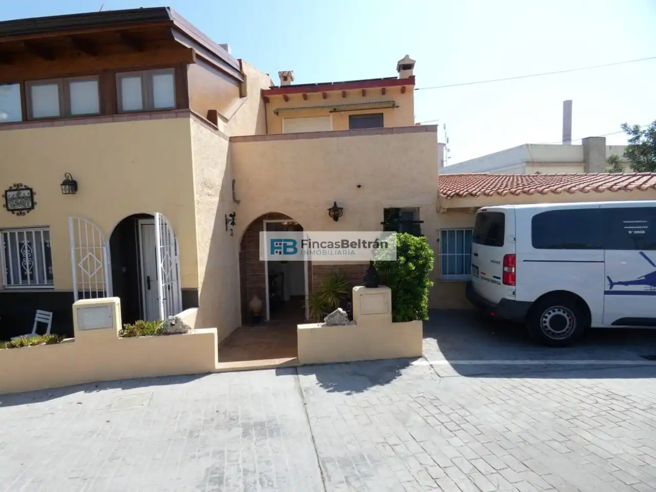 Vista exterior de Casa o chalet en venta en Peñíscola / Peníscola con Jardín privado, Terraza y Amueblado