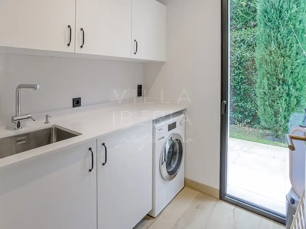 House with pool for sale in Calle Corrons 18, imagen 21