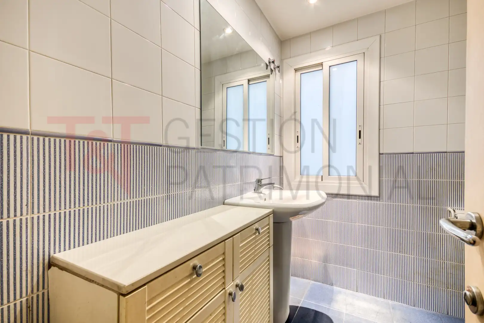 Baño de Piso en venta en Barcelona con Aire acondicionado, Calefacción y Parquet