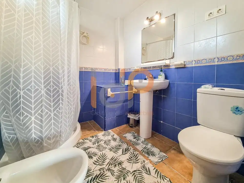 Baño de Casa o chalet en venta en Águilas con Aire acondicionado, Jardín privado y Trastero