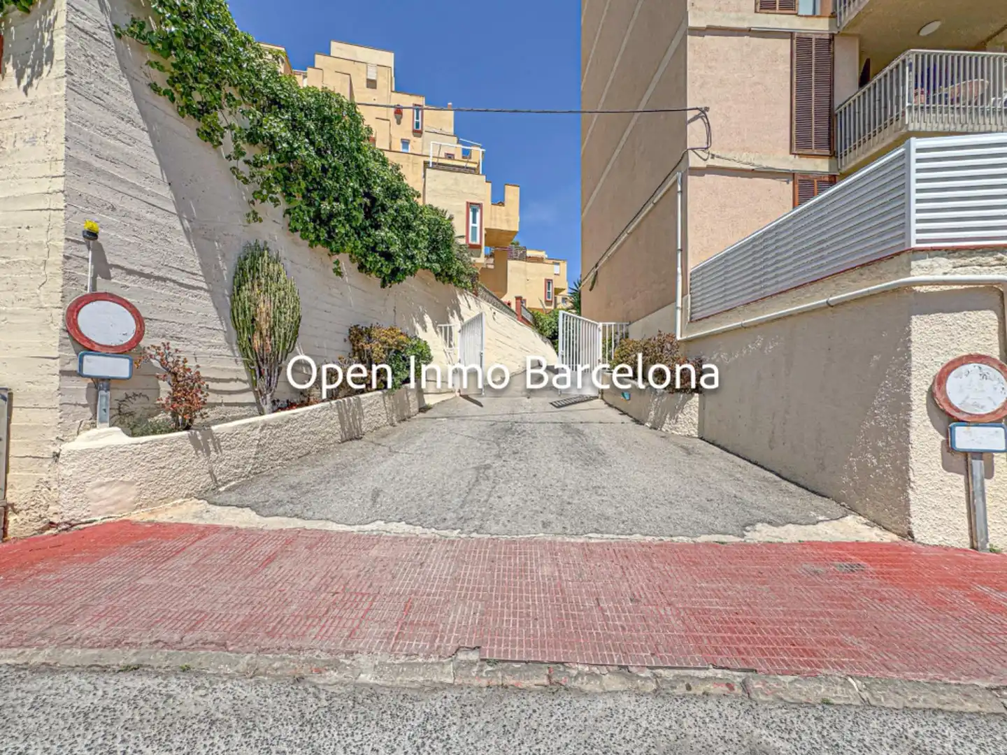 Exterior view of Flat for sale in Sant Pere de Ribes  with Heating, Private garden and Terrace