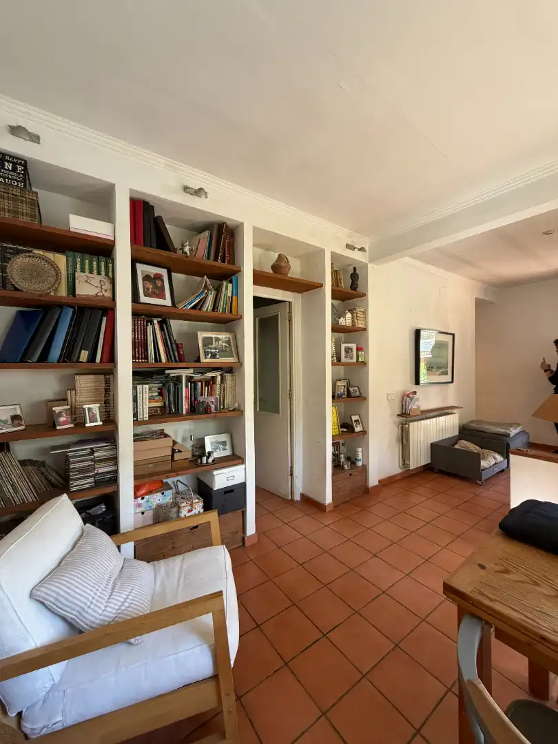 Sala d'estar de Casa o xalet en venda en Sant Cugat del Vallès amb Calefacció, Jardí privat i Terrassa