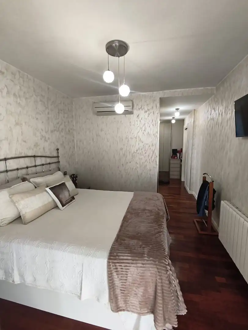 Bedroom of Flat for sale in Madrid  with Air Conditioner, Heating and Storage room
