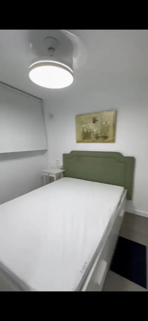 Dormitori de Apartament en venda en Murcia amb Calefacció i Moblat