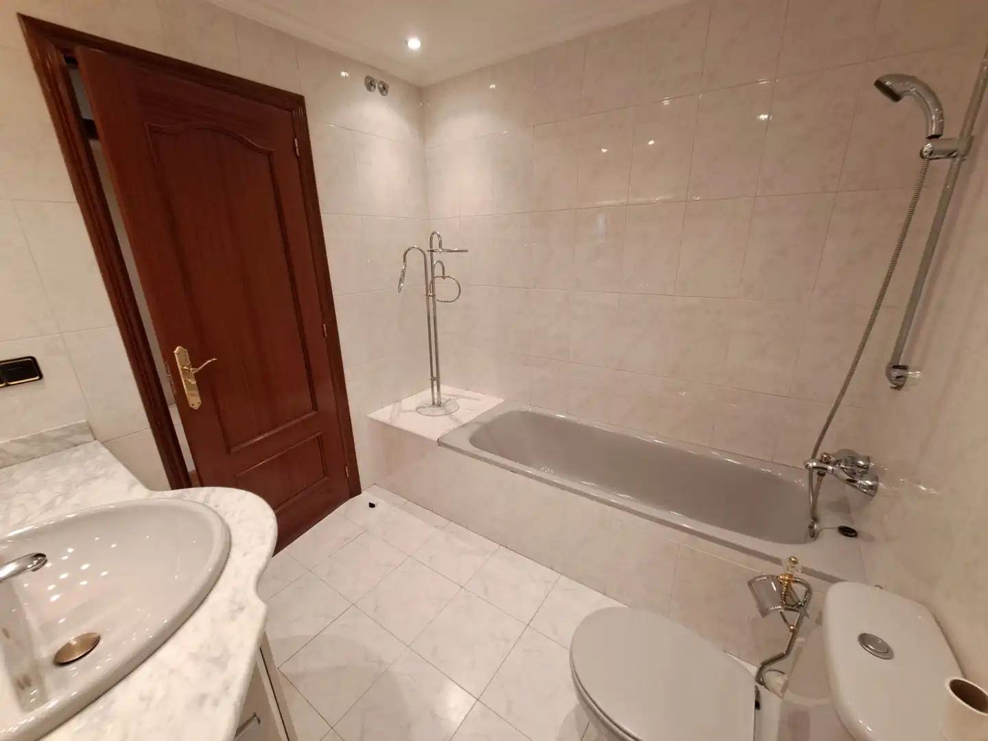 Bathroom of Flat for sale in Haro  with Heating, Storage room and Furnished