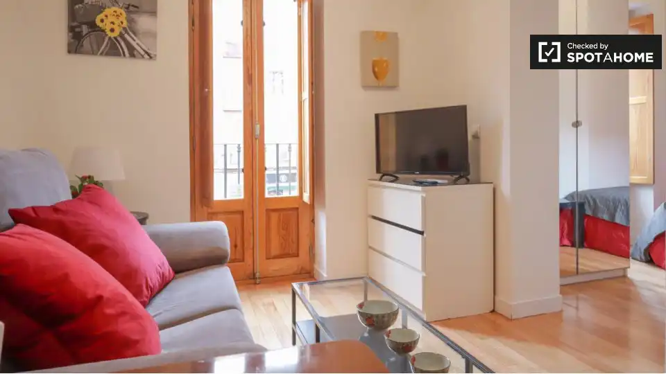 Wohnung zur Miete in Puerta del Ángel
