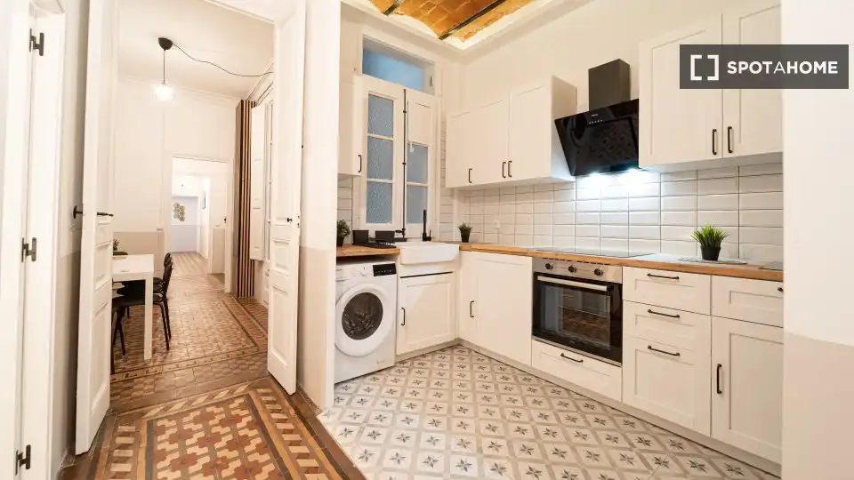 Kitchen of Flat for share in Eixample