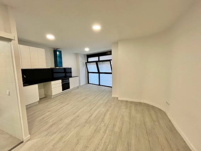 Piso en Venta en Carrer d'Alexandre de Torrelles en Can Baró