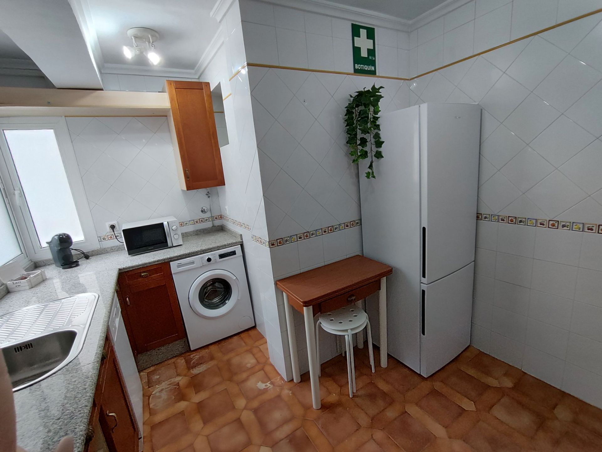 Cuina de Pis en venda en Camas amb Aire condicionat, Terrassa i Moblat