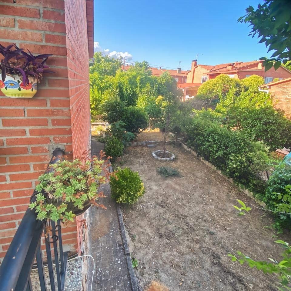 Garden of House or chalet for sale in San Martín de Valdeiglesias  with Private garden