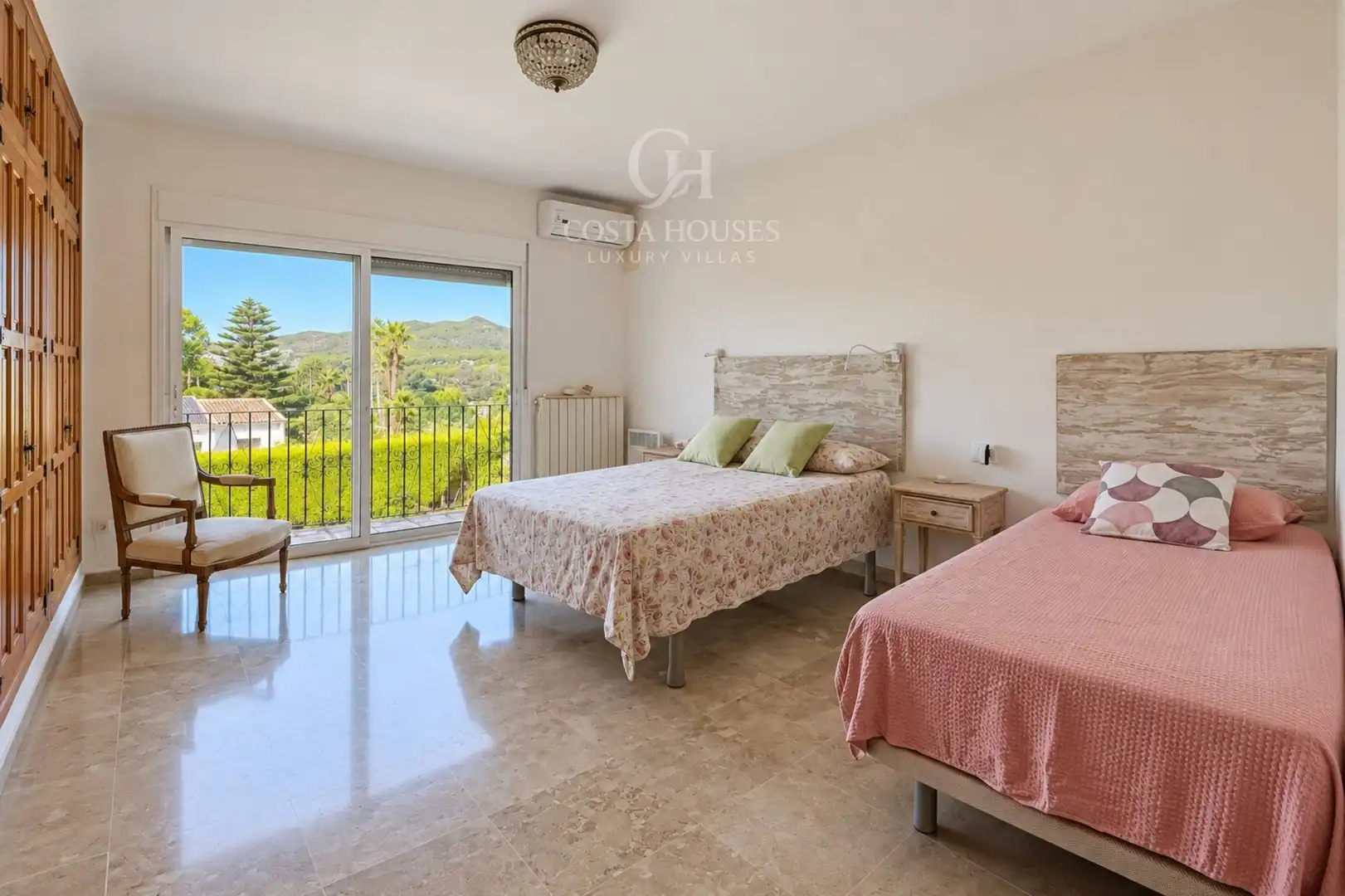 Habitación de Casa o chalet en venta en Partides comunes - Adsubia
