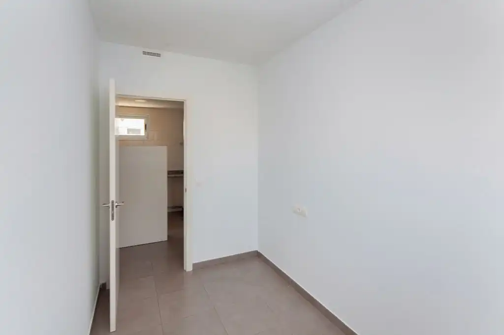 Piso con ascensor en venta en C/ Plus Ultra - Conjunto Res Grupo Simancas -, imagen 12