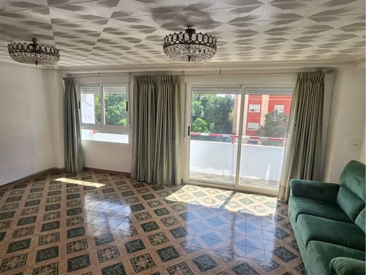 Piso con terraza en venta en Calle Conchita Piquer, imagen 3