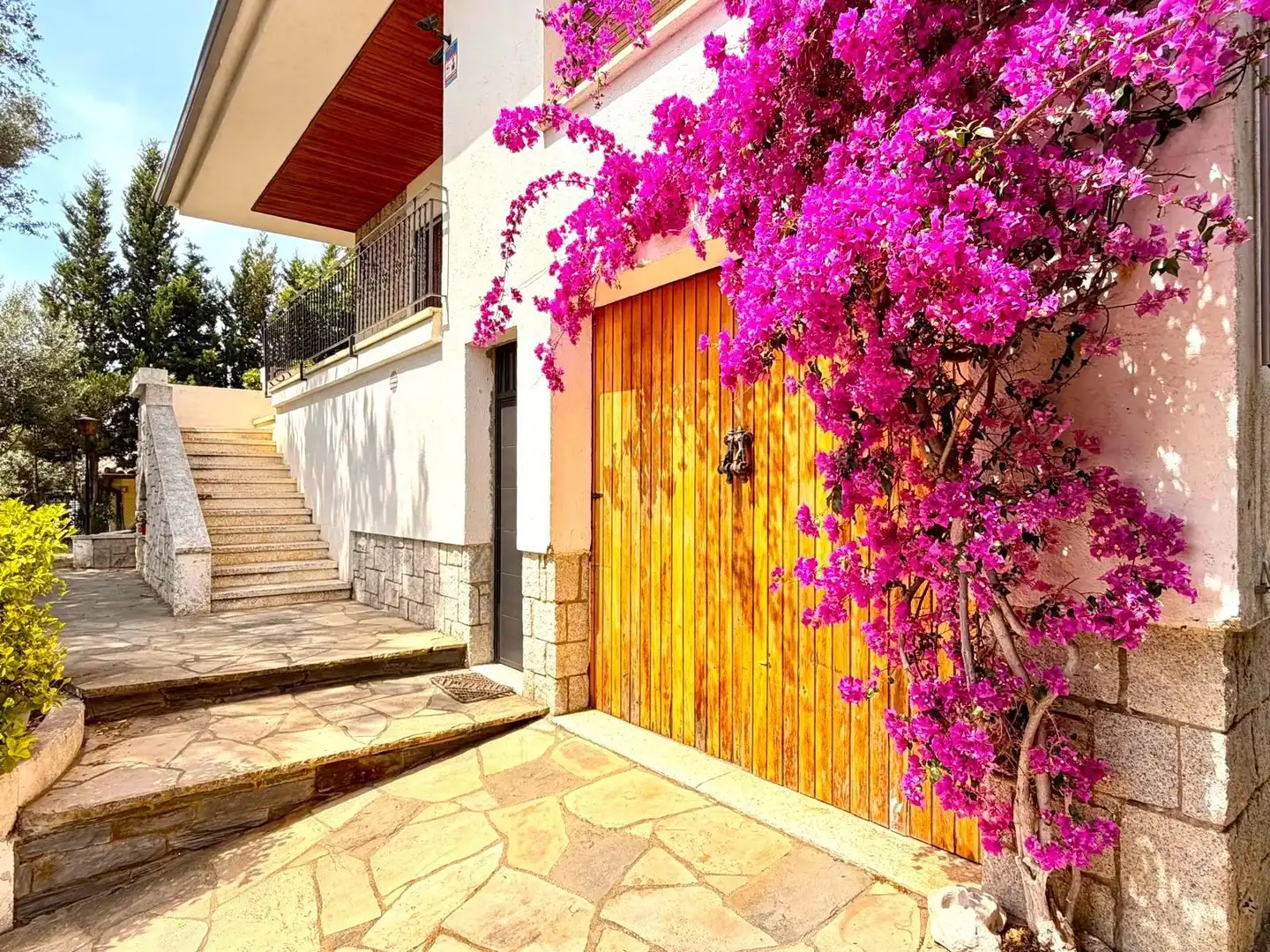 Exterior view of Houses for sale in Canovelles  with Private garden, Terrace and Swimming Pool