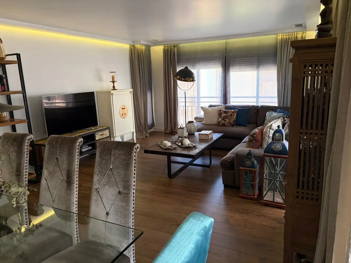 Sala d'estar de Pis en venda en Elche / Elx amb Aire condicionat, Calefacció i Jardí privat