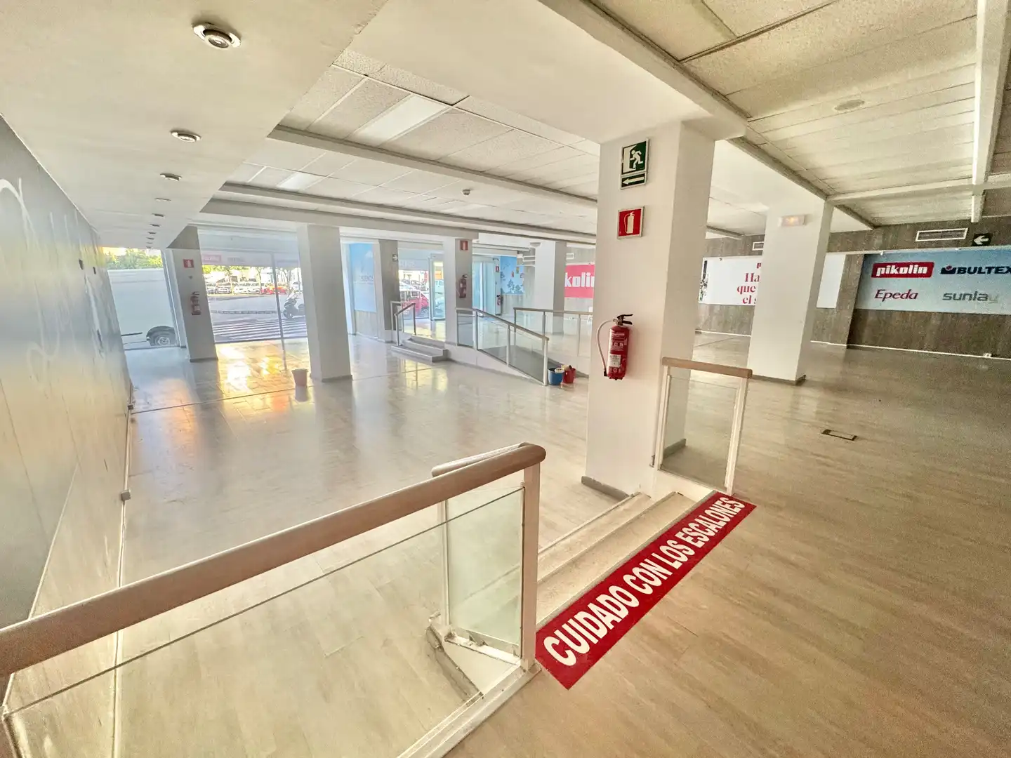 Geschaftsraum zur Miete in Badajoz mit Klimaanlage, Heizung und Alarm