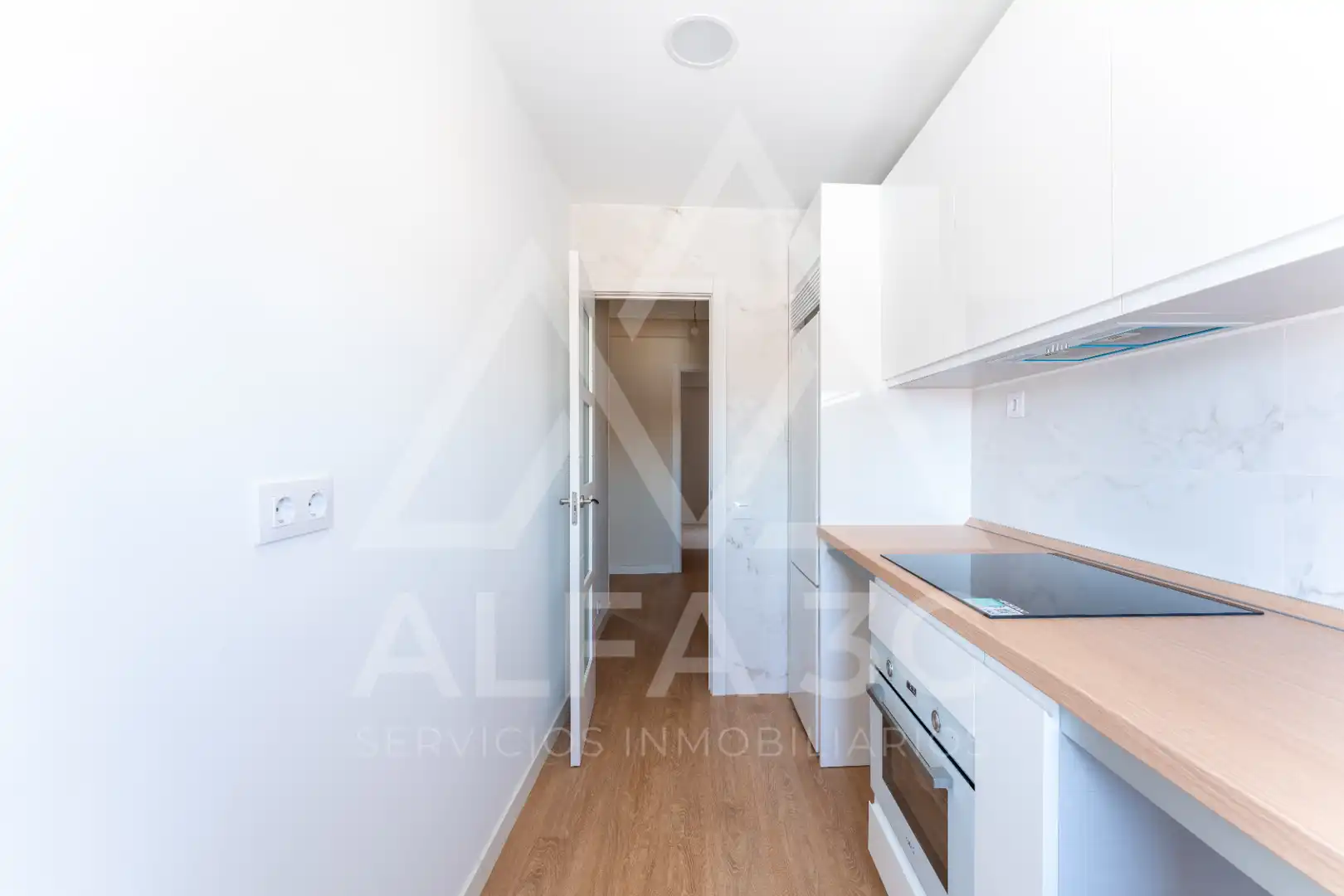 Kitchen of Flat for sale in Madrid  with Terrace