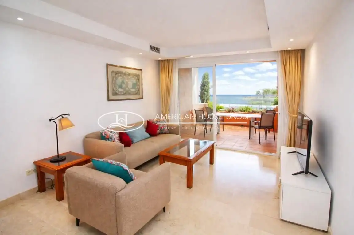 Sala d'estar de Apartament en venda en Marbella amb Terrassa, Traster i Moblat