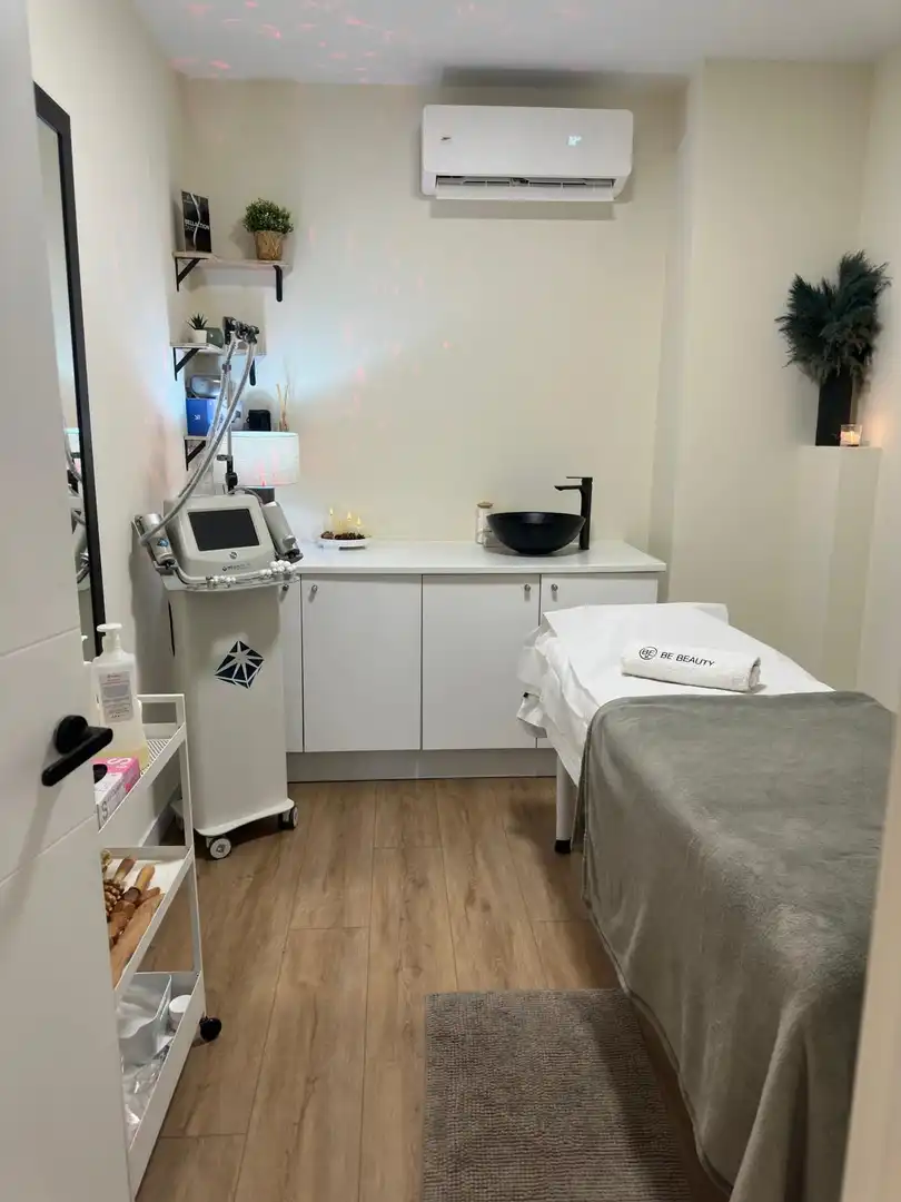 Habitación de Local en traspaso en Villaviciosa de Odón con Aire acondicionado y Amueblado