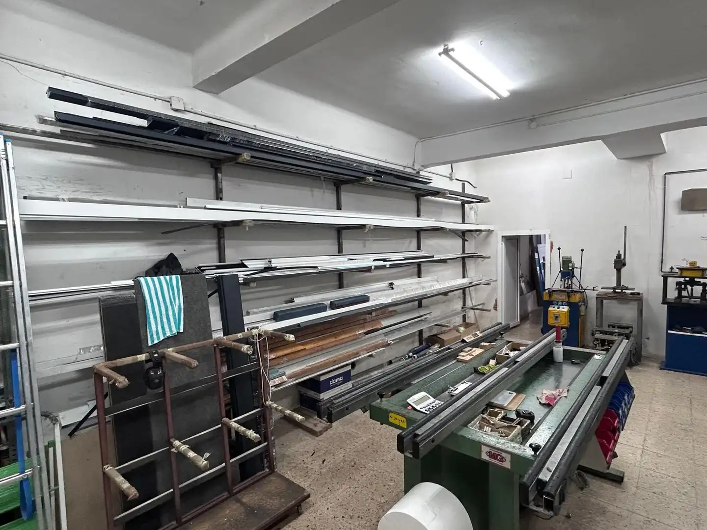 Nave industrial en venta en Cornellà de Llobregat