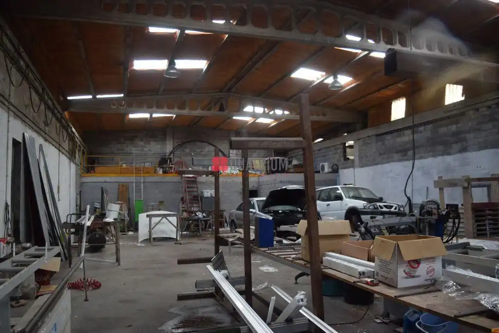 Industrial buildings for sale in Vimianzo