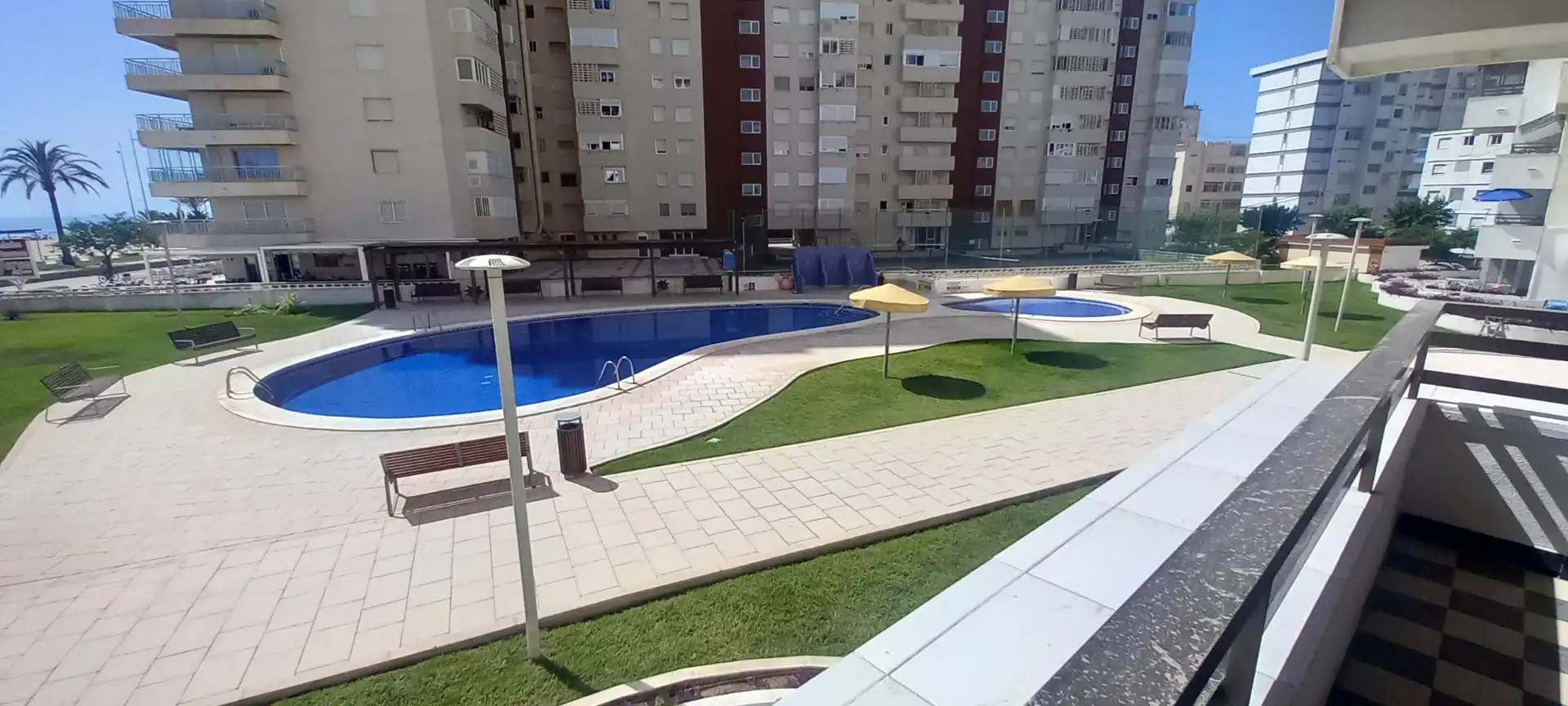 Piscina de Pis en venda en Gandia amb Terrassa, Traster i Piscina comunitària