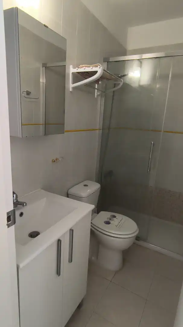 Baño de Piso de alquiler en Santiago del Teide con Amueblado, Horno y Lavadora