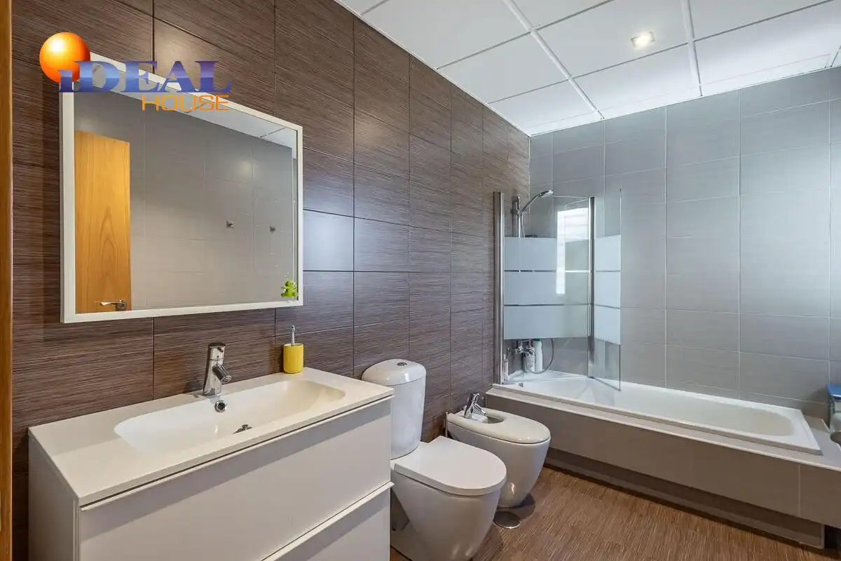 Detached house with garden for sale in Polideportivo, imagen 27