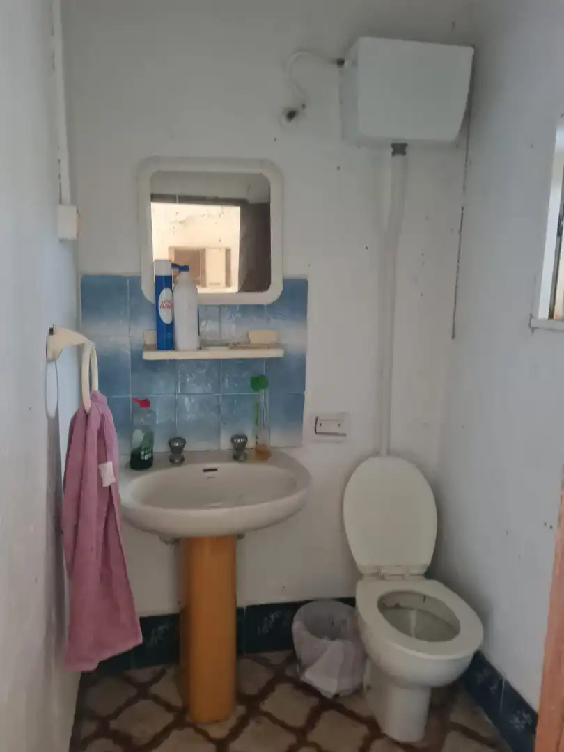 Badezimmer von Country house zum Verkauf in Cantillana mit Privatgarten, Terrasse und Schwimmbad