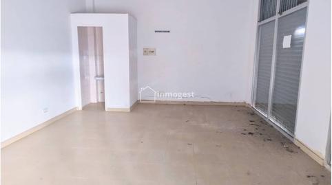 Photo 5 of Premises for rent in Calle Teixidores, Veïnat, Salt