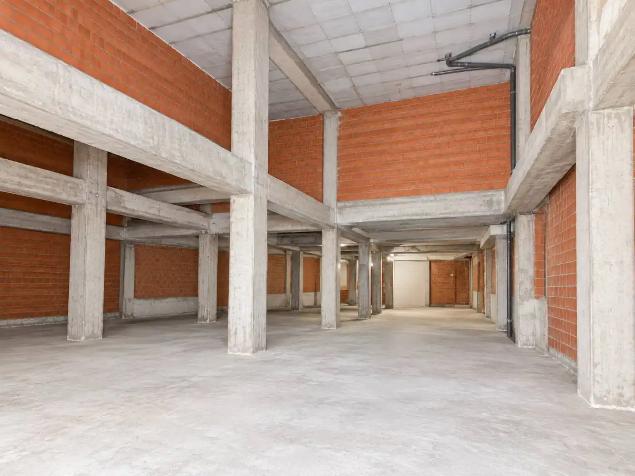 Gewerbefläche zur Miete in Calle Calixto III