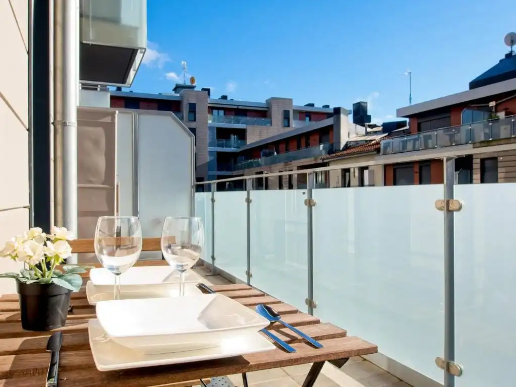 Appartamento con piscina in affitto a Centro