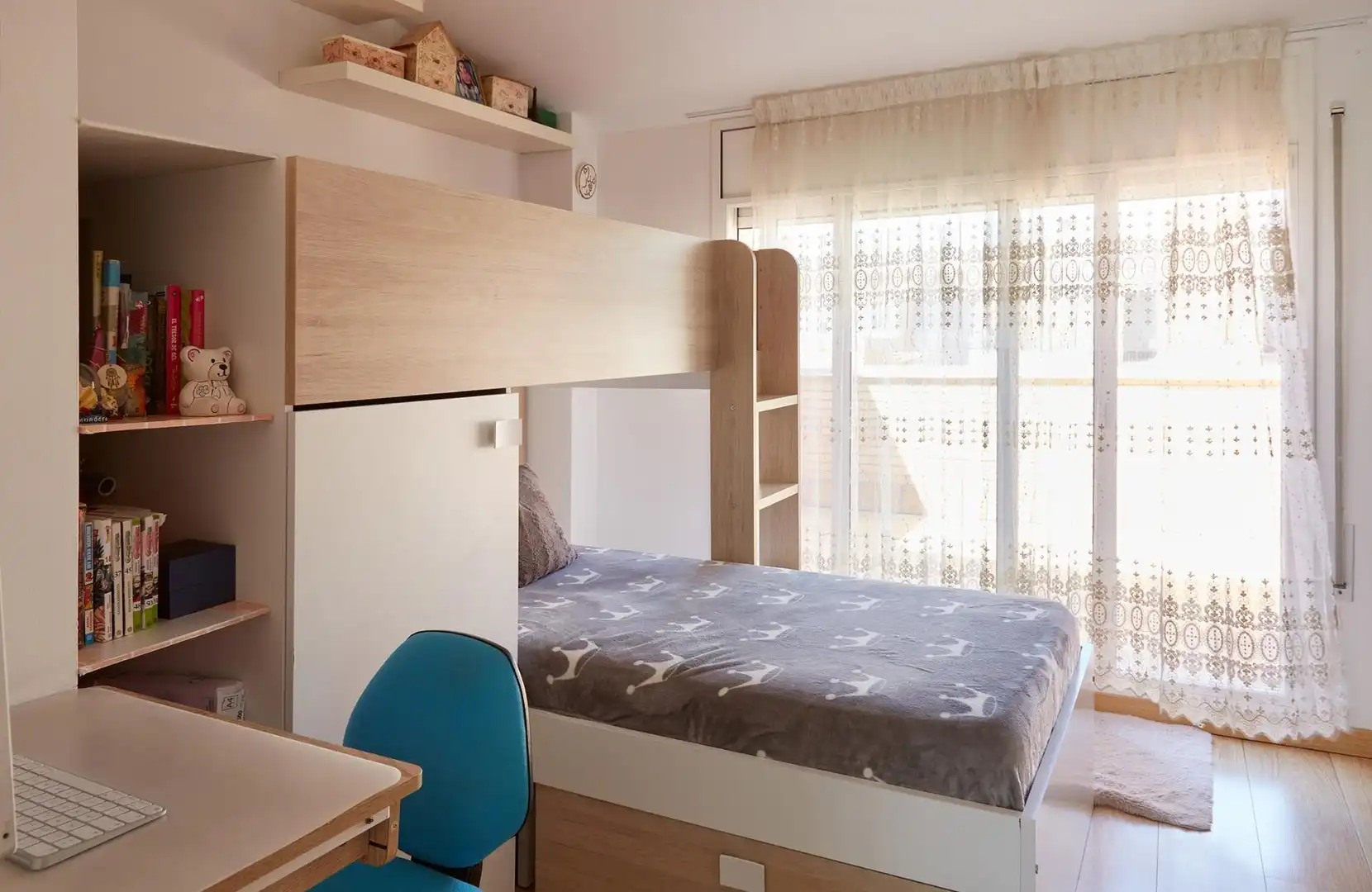 Dormitori de Dúplex en venda en Terrassa amb Calefacció, Parquet i Terrassa