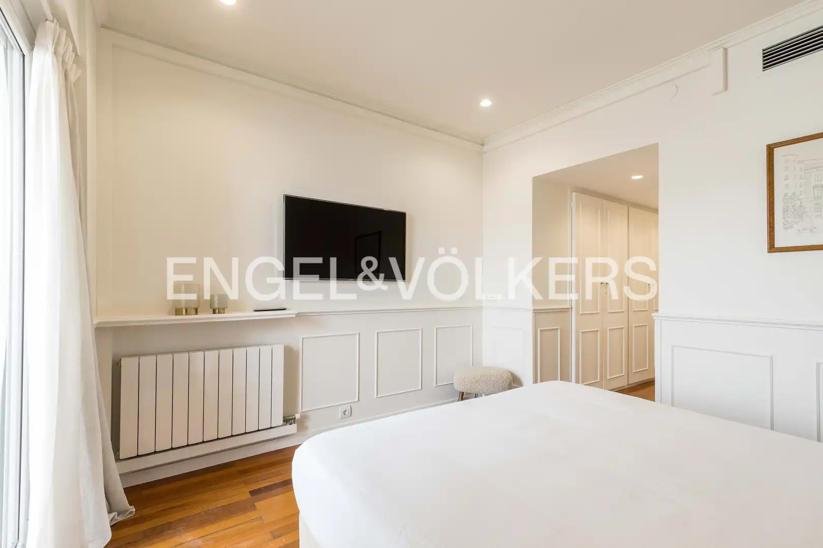 Bedroom of Flat for rent in Barcelona  with Air Conditioner, Heating and Parquet flooring