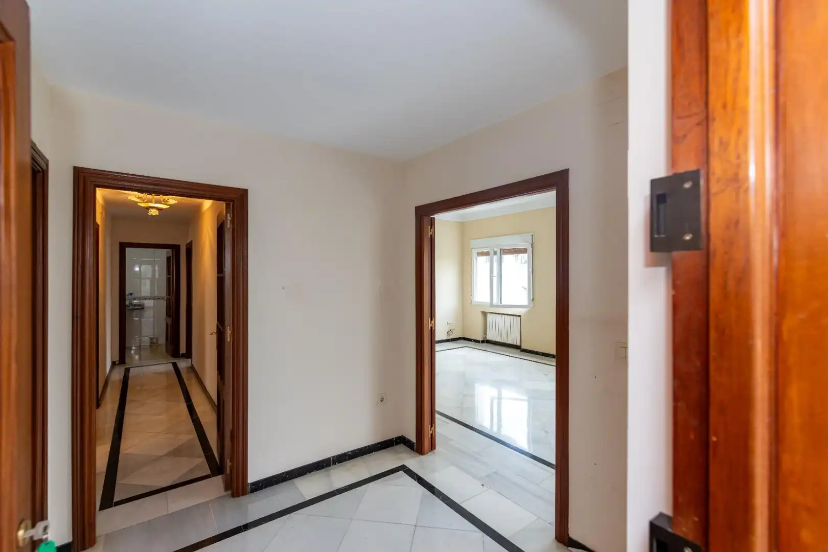 Piso de alquiler en Granada con Aire acondicionado, Calefacción y Terraza
