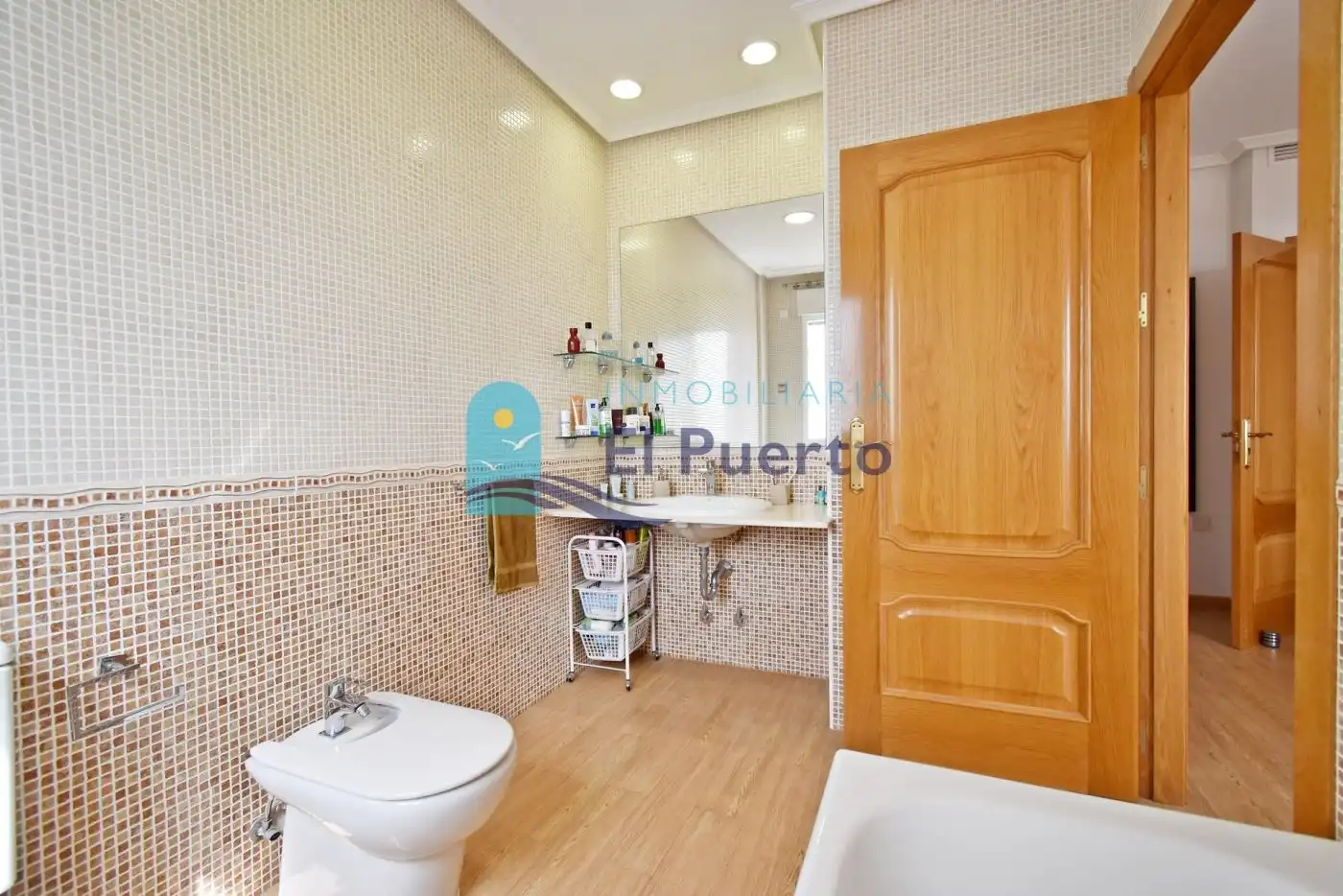 Bathroom of Houses for sale in Cartagena  with Air Conditioner, Private garden and Terrace