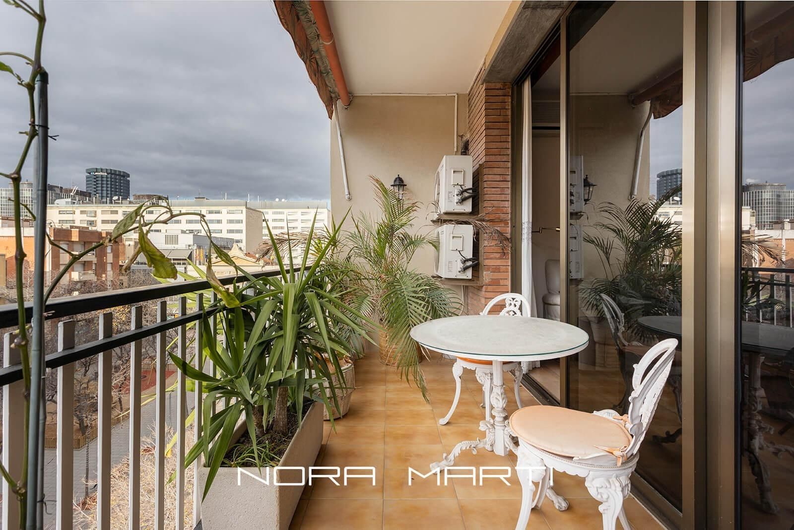 Balcony of Flat for sale in  Barcelona Capital  with Air Conditioner, Heating and Parquet flooring
