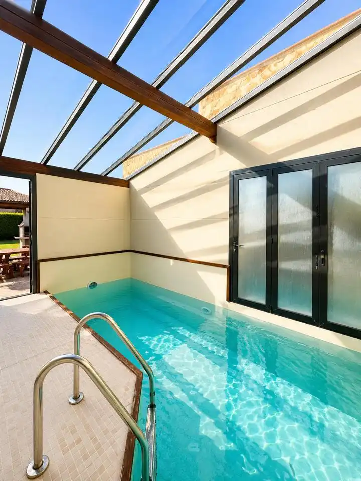 Casa amb piscina en venda a Calle Peñalara, imagen 3