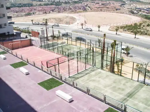 Vista exterior de Pis en venda en Elche / Elx amb Aire condicionat, Calefacció i Jardí privat