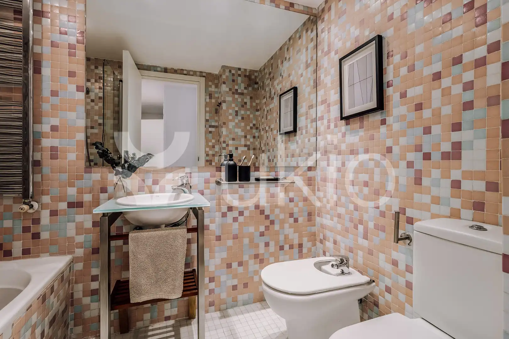 Baño de Apartamento de alquiler en Madrid con Aire acondicionado, Calefacción y Amueblado