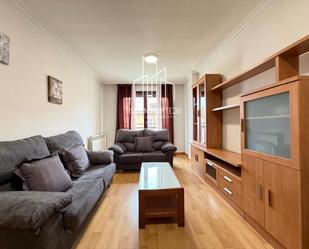 Sala d'estar de Pis de lloguer en Salamanca Capital amb Calefacció, Parquet i Terrassa