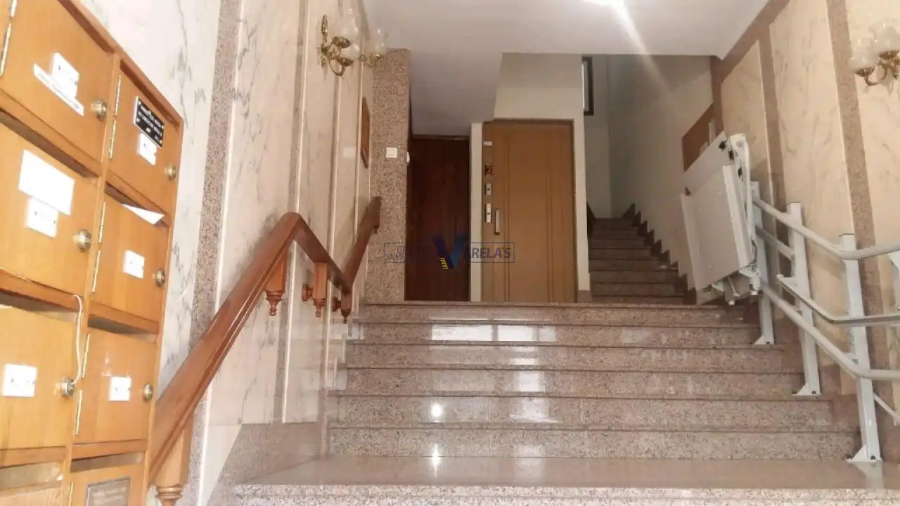 Wohnung zum Verkauf in Maceda mit Abstellraum und Balkon