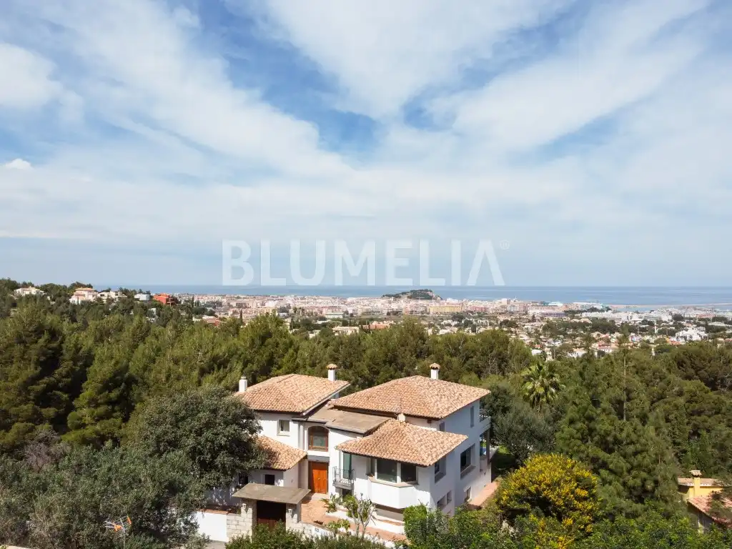 Casa con piscina en venta en El Montgó