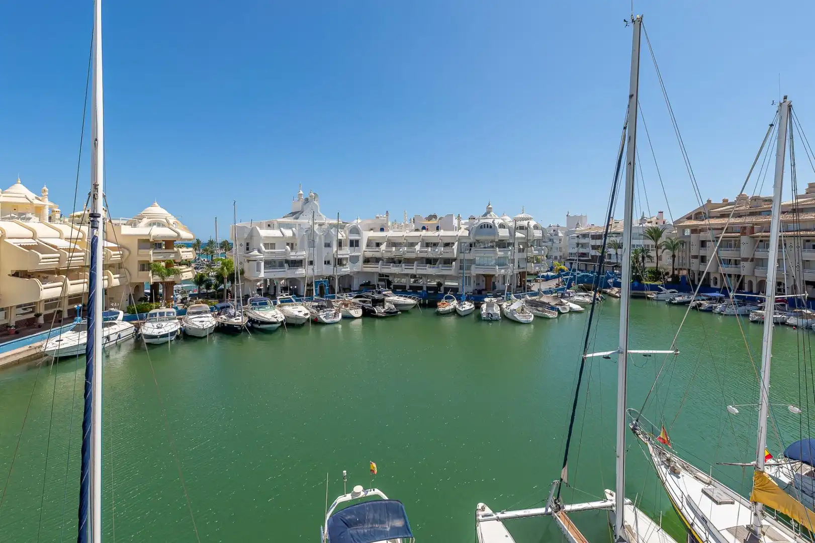 Apartament amb terrassa en venda a Puerto Marina, imagen 37