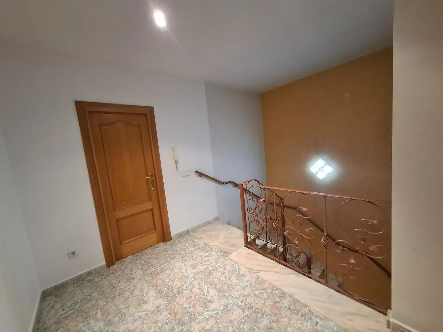 Maisonette zum Verkauf in Castelló de Rugat mit Klimaanlage und Terrasse