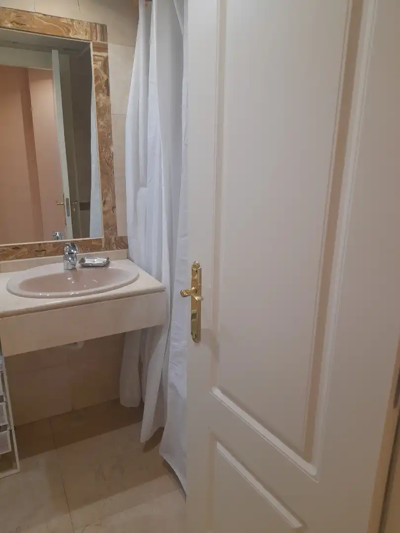 Baño de Apartamento en venta en Madrid con Aire acondicionado, Calefacción y Terraza